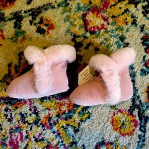 Baby pink Ugg boots! Brand new!